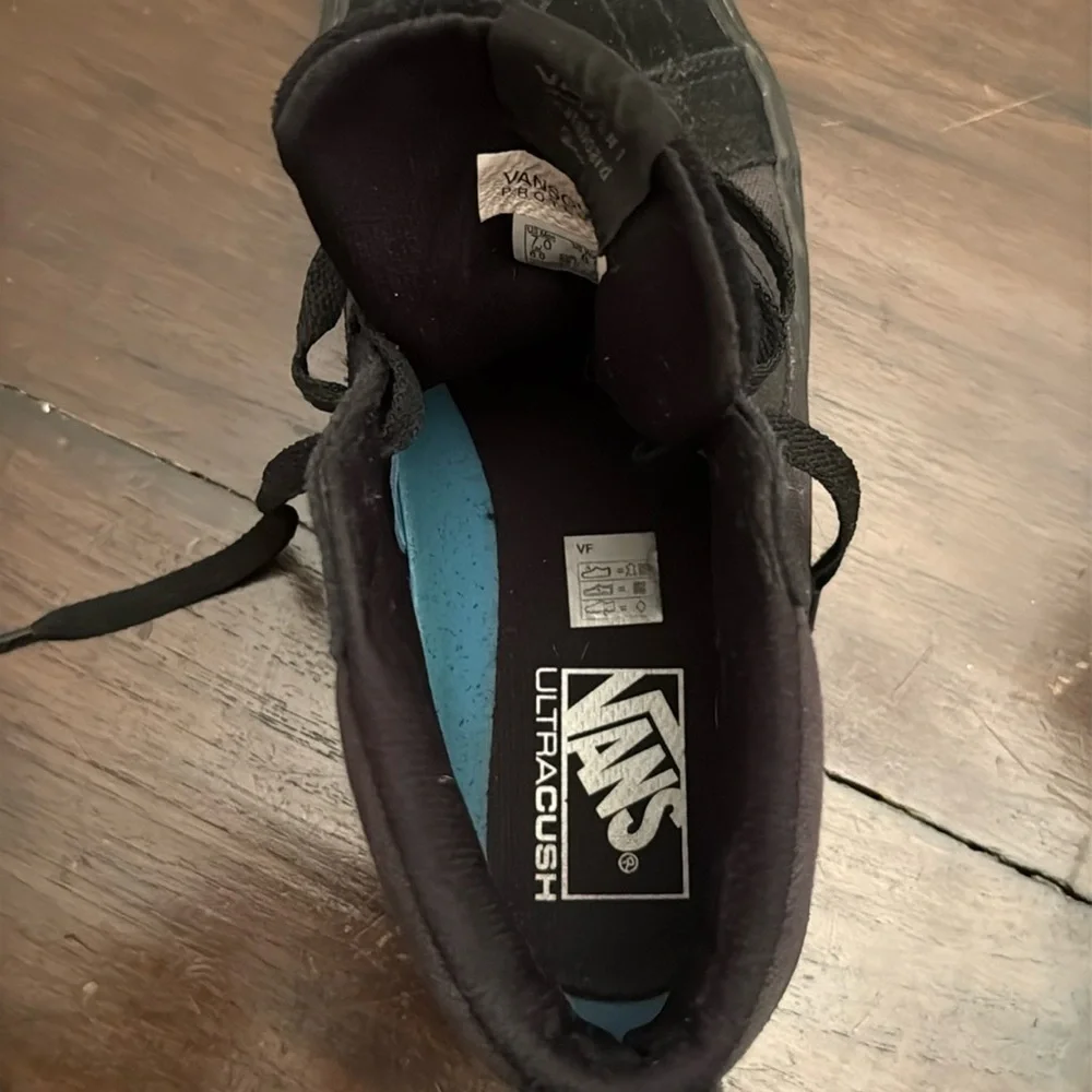Vans Sk8-Hi Ultracush Shoe - Picture 9 of 11